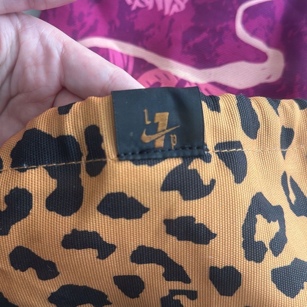 Nike Drawstring Backpackk - Picture 5 of 6